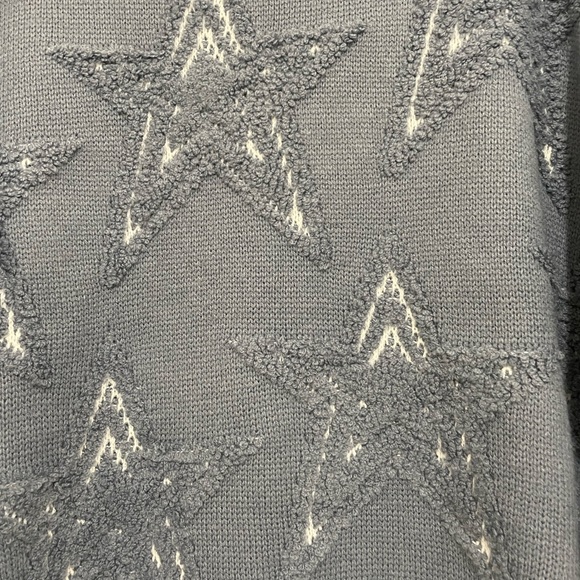 A Rising Star Textured Sweater - Picture 3 of 4